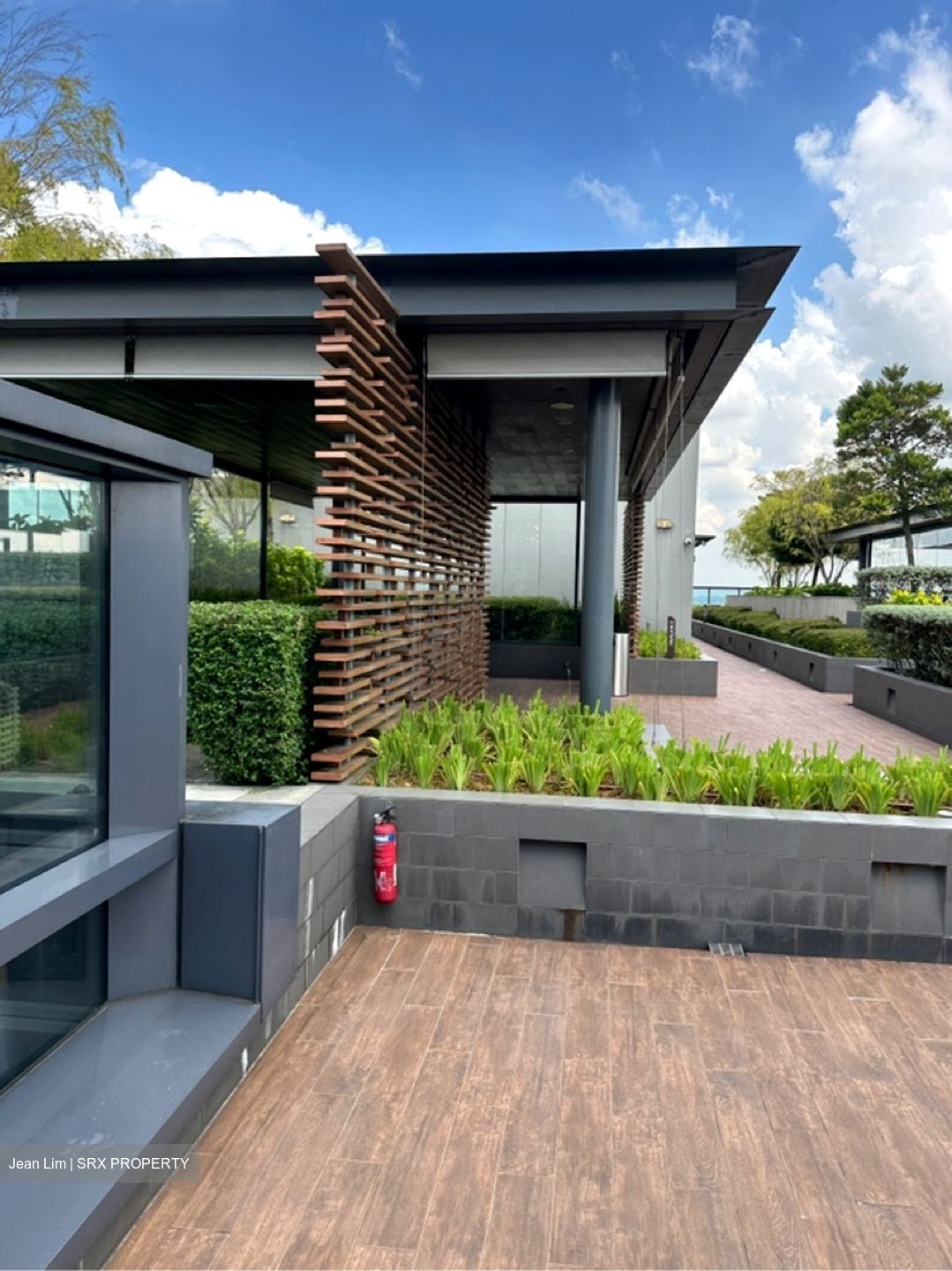 Woods Square (D25), Office #503762451